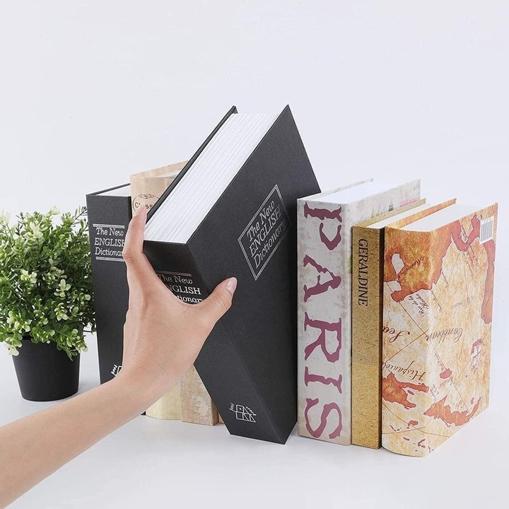 Caja fuerte con forma de libro secreto💵