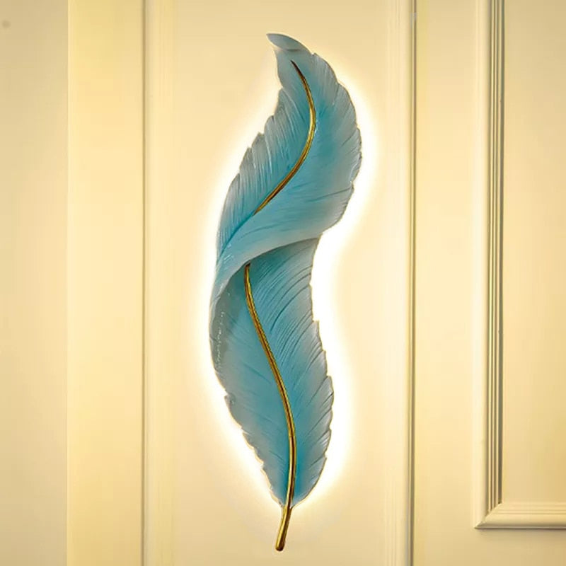 Lámpara de pared con plumas LED