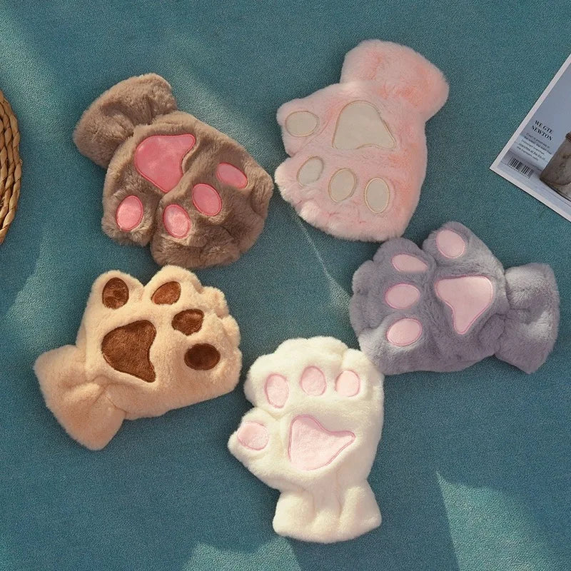 Guantes con forma de garra de gato