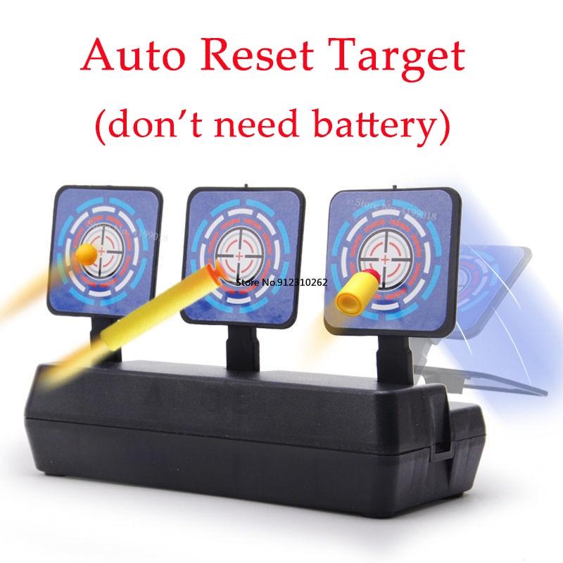 TTI Combat Master 2011 Spielzeugpistole mit automatischem Granatenauswurf