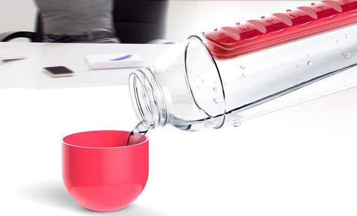 Botella de agua con organizador de vitaminas
