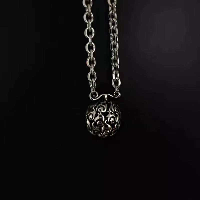 Luffy/Zoro/Ace Cool metal necklace - Wear it as if you have mystical powers