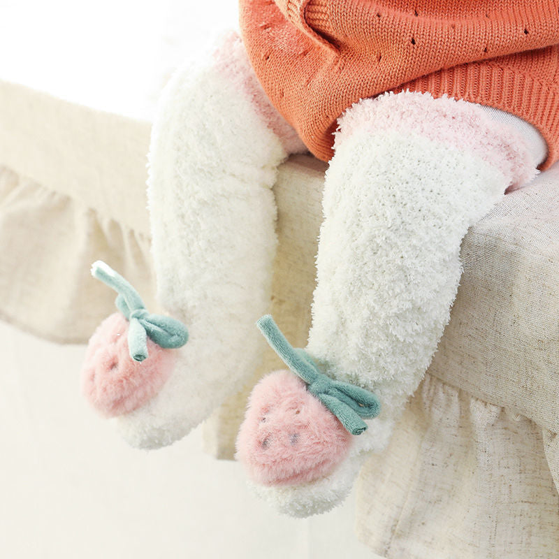 Flauschige Baby-Hausschuhsocken