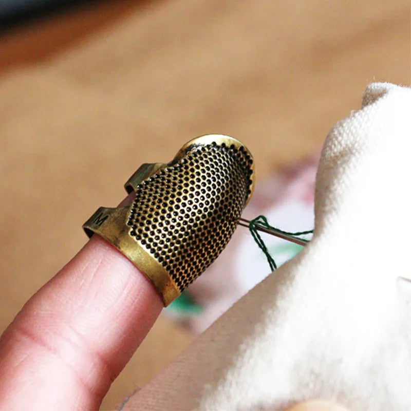 Protector de dedos para coser