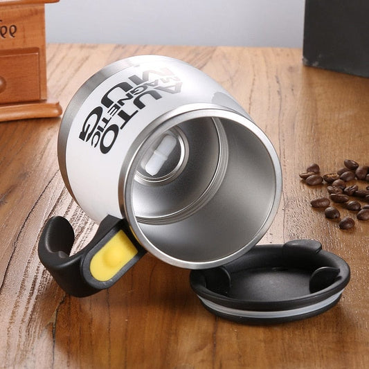 Taza con agitación automática