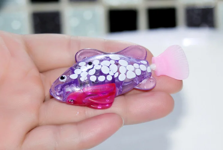 5 Stück schwimmende Roboterfische mit LED-Licht