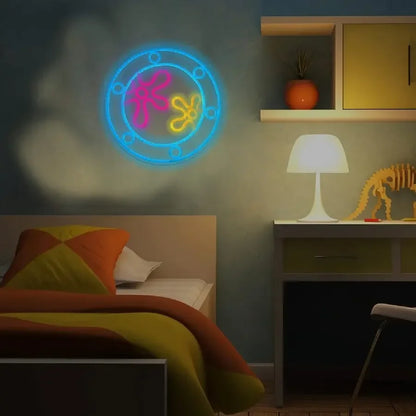 Bullauge im Bikiniunterteil