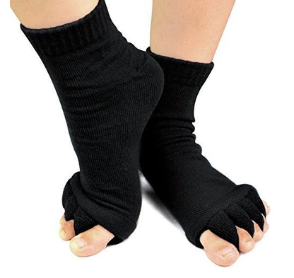 Zehensocken zur Linderung von Ballenzehen