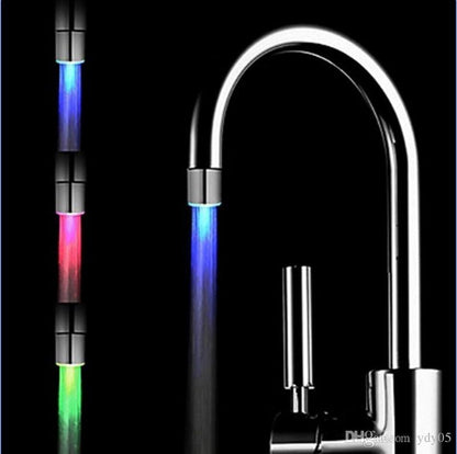 Grifo LED que cambia de color con la temperatura 