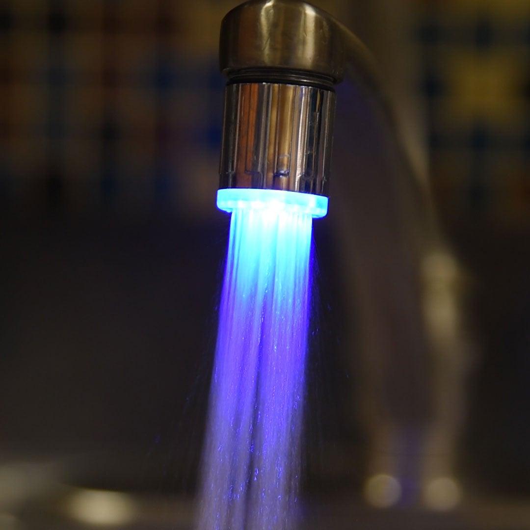 Grifo LED que cambia de color con la temperatura 