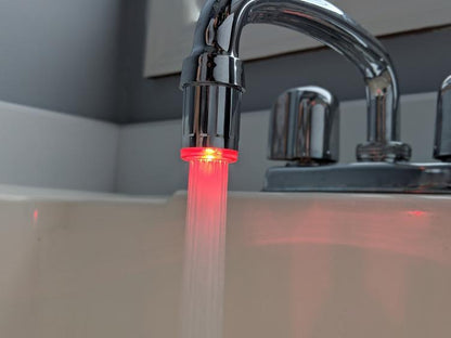 Grifo LED que cambia de color con la temperatura 