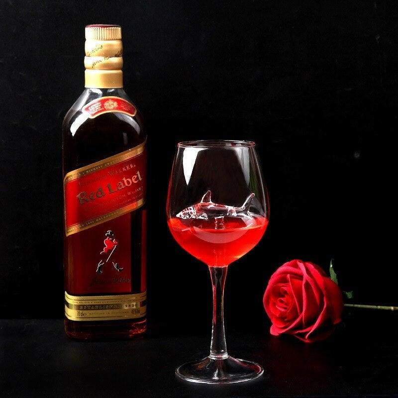 Copa de vino de tiburón