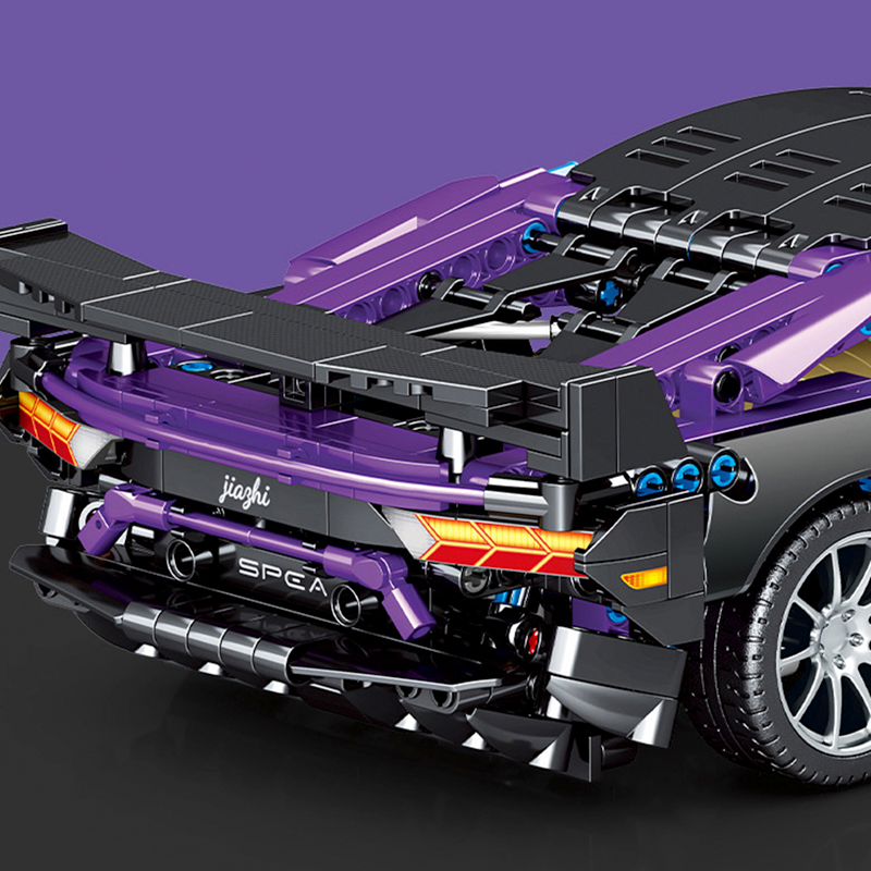 Ferngesteuerter italienischer Bulle, 1337 Teile 